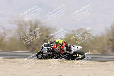 media/Apr-20-2025-CVMA (Sun) [[39090e8767]]/Race 9-Formula LW Twins Shootout/